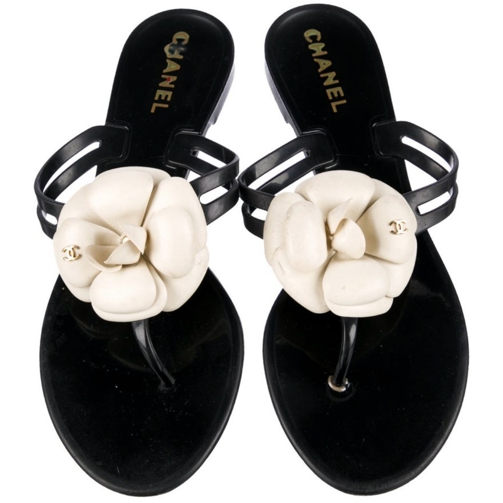 Chanel - Interlocking CC Logo Rubber Slides